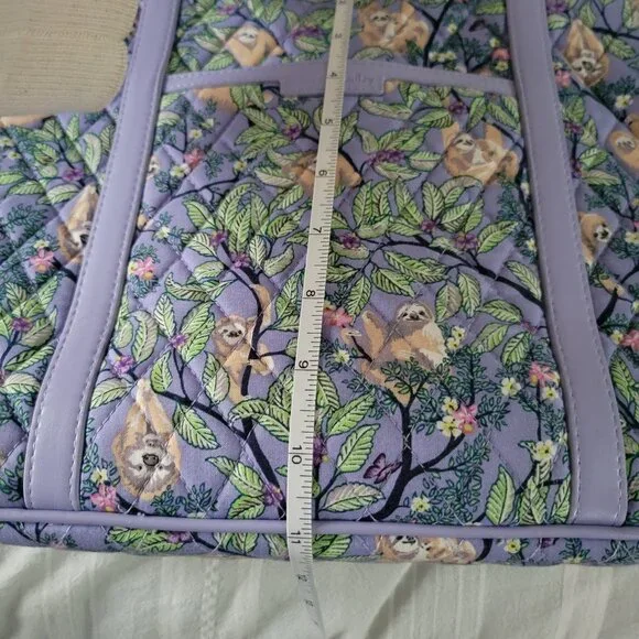 Vera Bradley | Hanging Around sloth tote bag | Lavender Purple - Picture 10 of 12